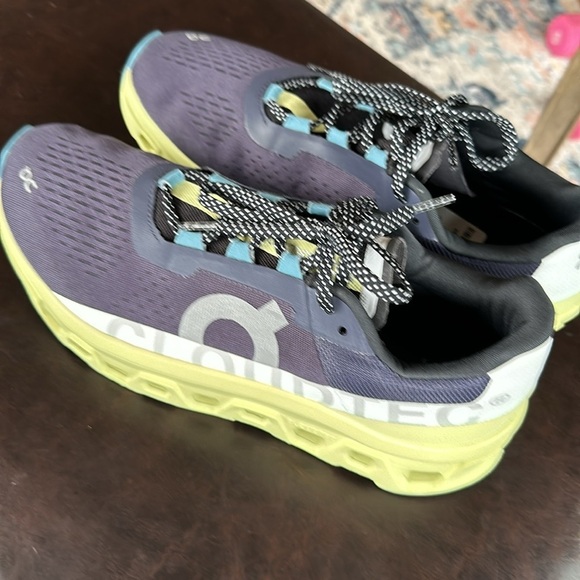 On Running Cloudmonster 'Iron Hay' size 10 new - Picture 8 of 8